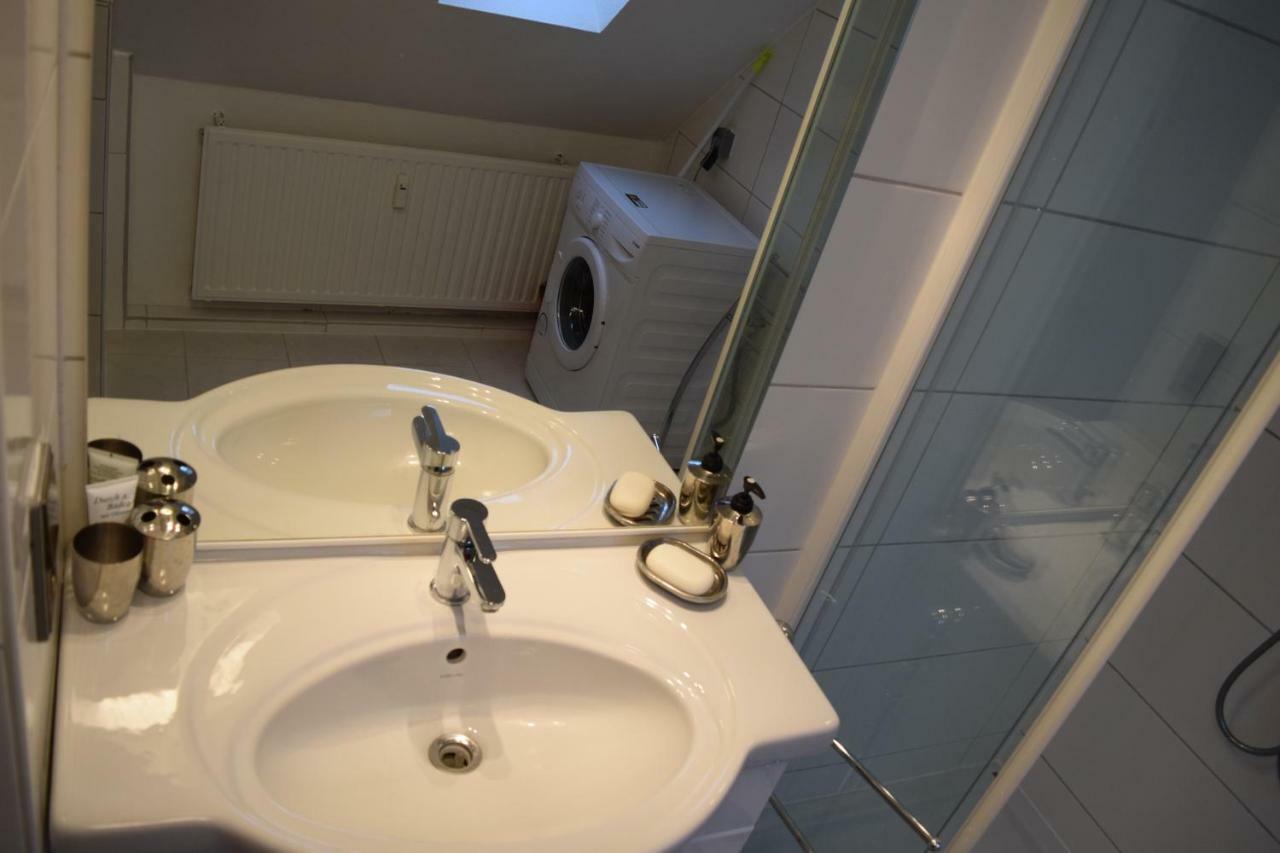 Outlet Fewo Metzingen Метцинген Экстерьер фото