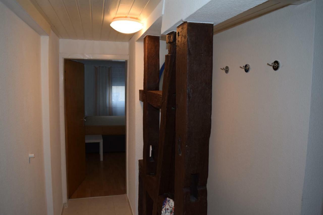 Outlet Fewo Metzingen Метцинген Экстерьер фото