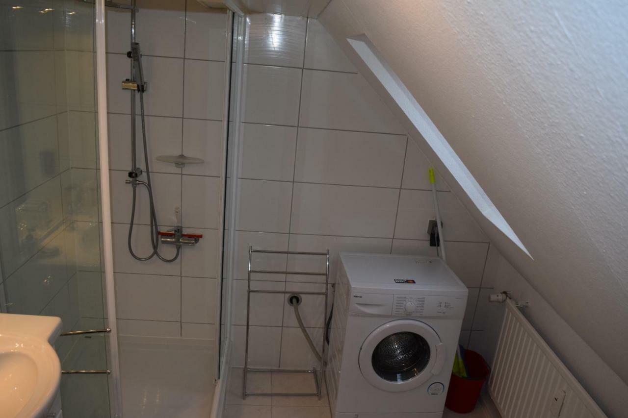 Outlet Fewo Metzingen Метцинген Экстерьер фото